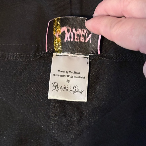 Queen of the Main Cry Baby Cigarette Pants - Size 3XL - Picture 3 of 7